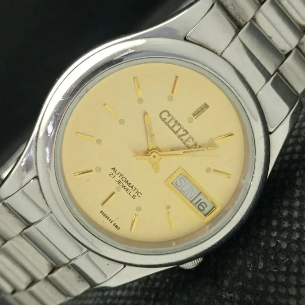 Vintage 1982 Citizen Automatic Mens Silver Watch W/daydate & Gold accents